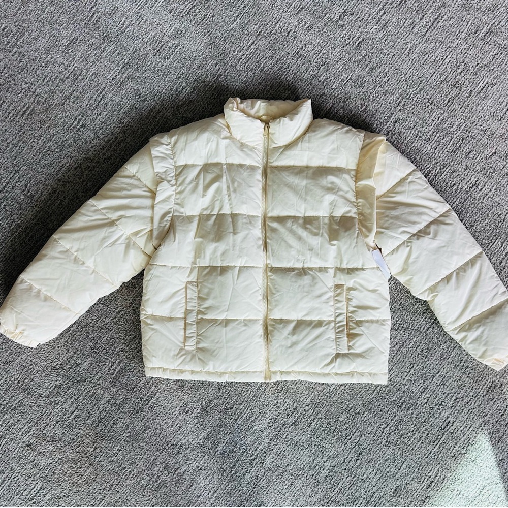 NWT WE WORE WHAT puffer coat/vest with snap off sleeves large